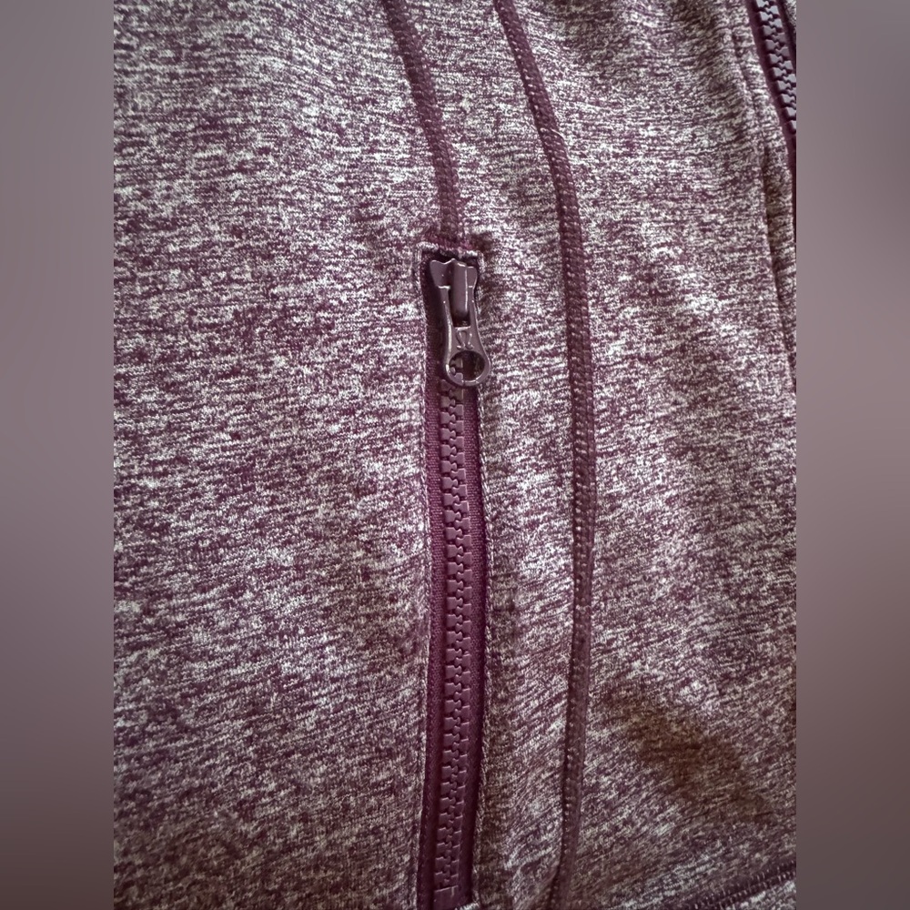 Lululemon Zip, EXCELLENT condition 🩷 - Picture 7 of 9